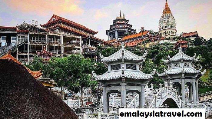 Kek Lok Si Kuil Buddha Terbanyak Di Malaysia